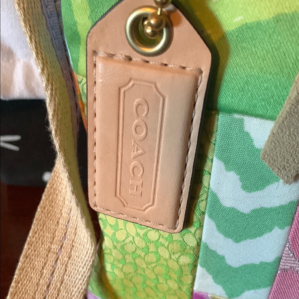 Colorful Patchwork Crossbody Bag - Picture 3 of 8